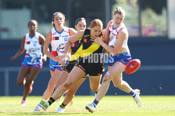 AFLW 2025 Round 02 - Richmond v Western Bulldogs - A-61713311