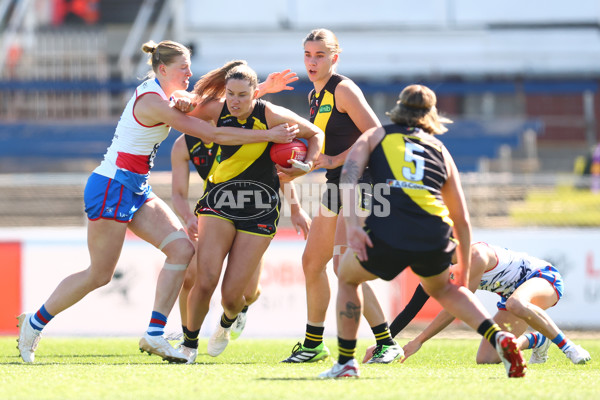 AFLW 2025 Round 02 - Richmond v Western Bulldogs - A-61713313