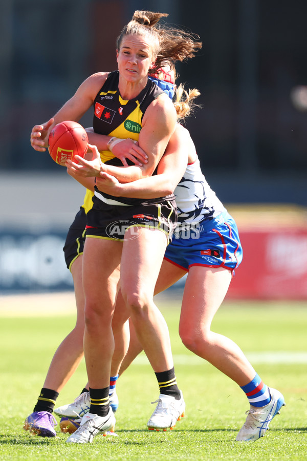 AFLW 2025 Round 02 - Richmond v Western Bulldogs - A-61715571