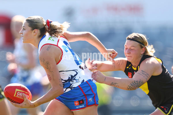 AFLW 2025 Round 02 - Richmond v Western Bulldogs - A-61718399