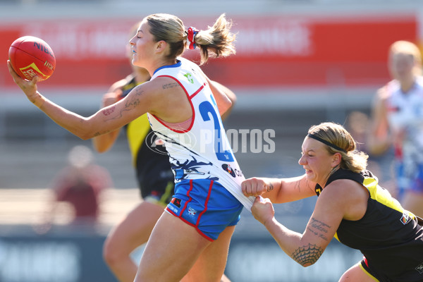 AFLW 2025 Round 02 - Richmond v Western Bulldogs - A-61718401