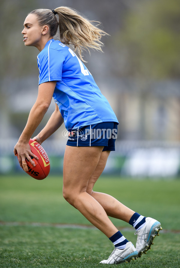 AFLW 2025 Round 02 - Adelaide v Geelong - A-61718428