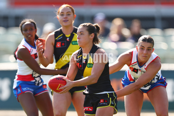 AFLW 2025 Round 02 - Richmond v Western Bulldogs - A-61721506