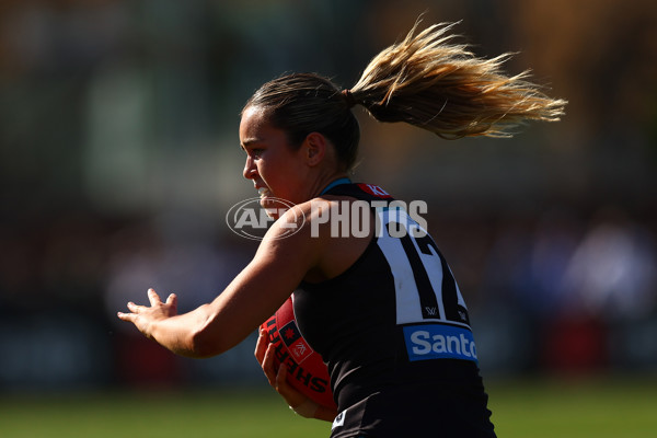 AFLW 2025 Round 02 - North Melbourne v Port Adelaide - A-61722579