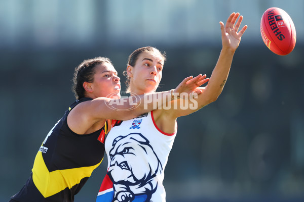 AFLW 2025 Round 02 - Richmond v Western Bulldogs - A-61723932