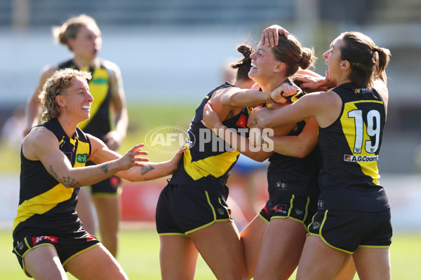AFLW 2025 Round 02 - Richmond v Western Bulldogs - A-61723935