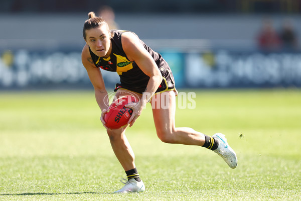 AFLW 2025 Round 02 - Richmond v Western Bulldogs - A-61723938