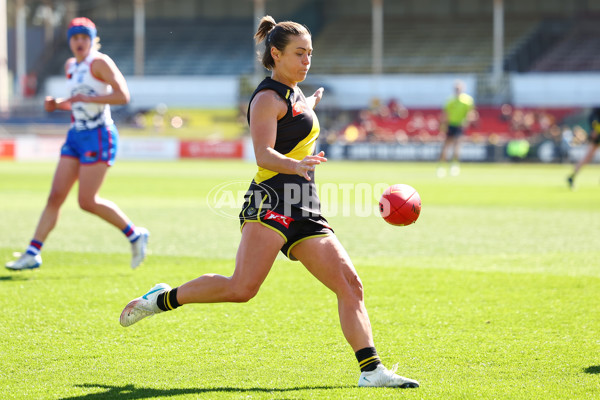 AFLW 2025 Round 02 - Richmond v Western Bulldogs - A-61725923
