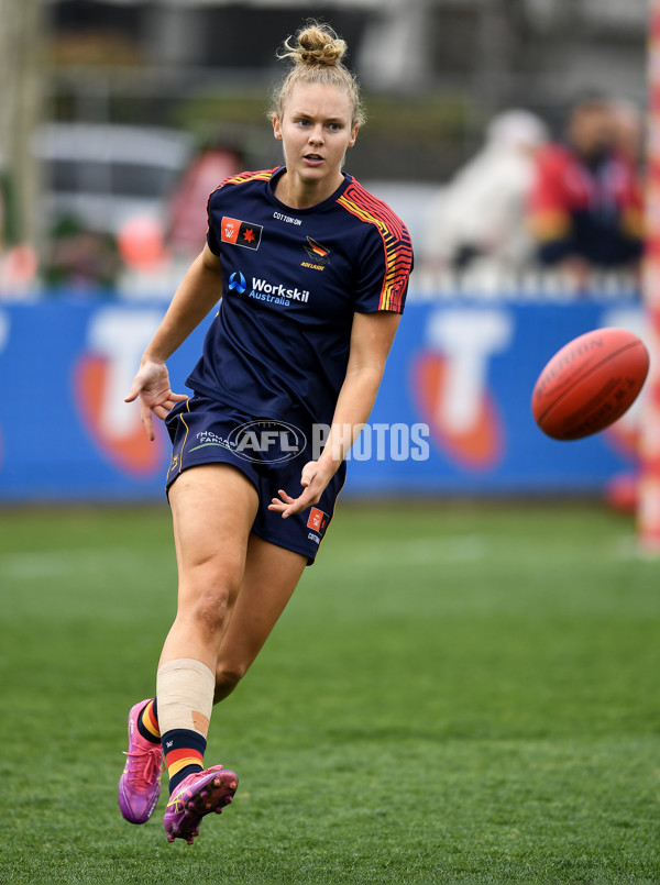 AFLW 2025 Round 02 - Adelaide v Geelong - A-61726818