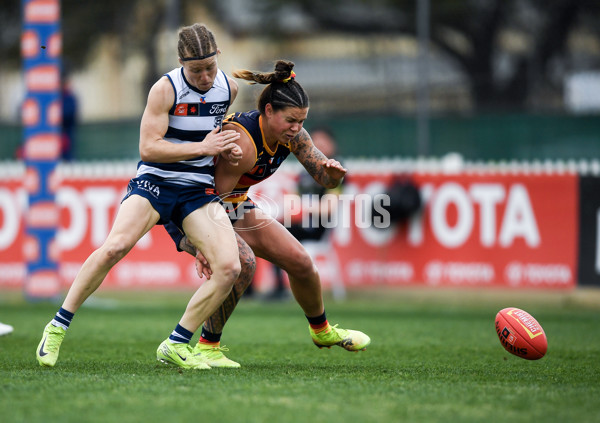 AFLW 2025 Round 02 - Adelaide v Geelong - A-61739559