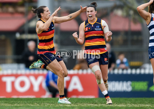 AFLW 2025 Round 02 - Adelaide v Geelong - A-61742033