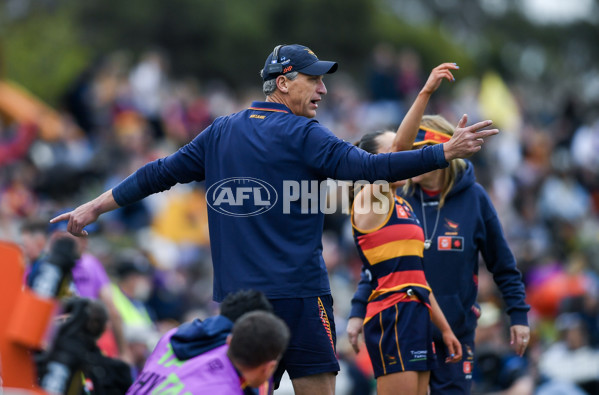 AFLW 2025 Round 02 - Adelaide v Geelong - A-61743174