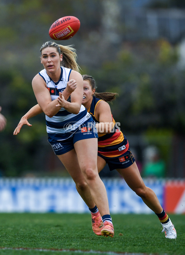 AFLW 2025 Round 02 - Adelaide v Geelong - A-61751936
