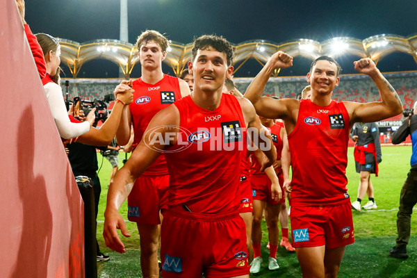 AFL 2025 Round 24 - Gold Coast v Essendon - A-61802868