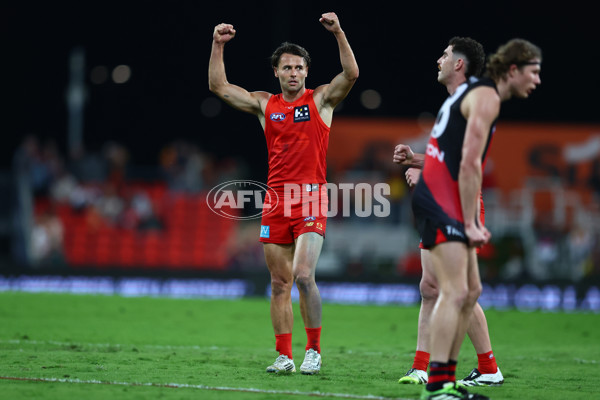 AFL 2025 Round 24 - Gold Coast v Essendon - A-61803460