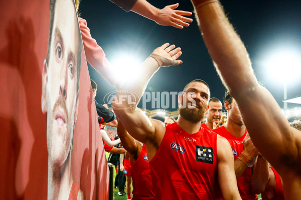 AFL 2025 Round 24 - Gold Coast v Essendon - A-61803475