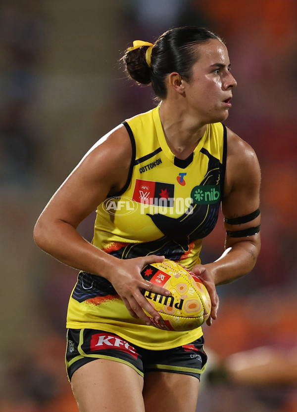 AFLW 2025 Round 03 - Richmond v Essendon - A-61926115