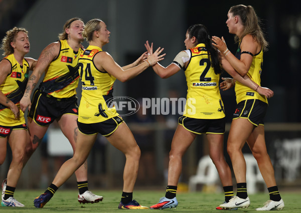 AFLW 2025 Round 03 - Richmond v Essendon - A-61939068