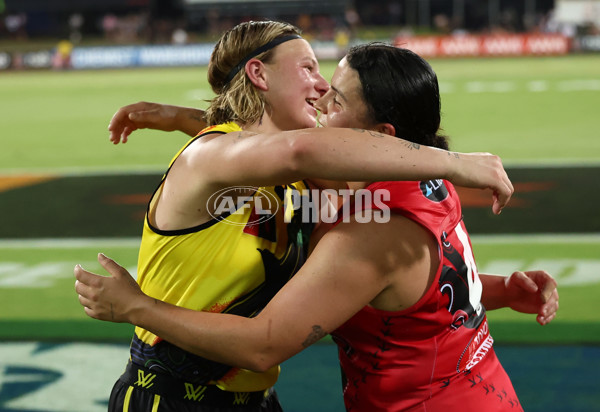 AFLW 2025 Round 03 - Richmond v Essendon - A-61941625