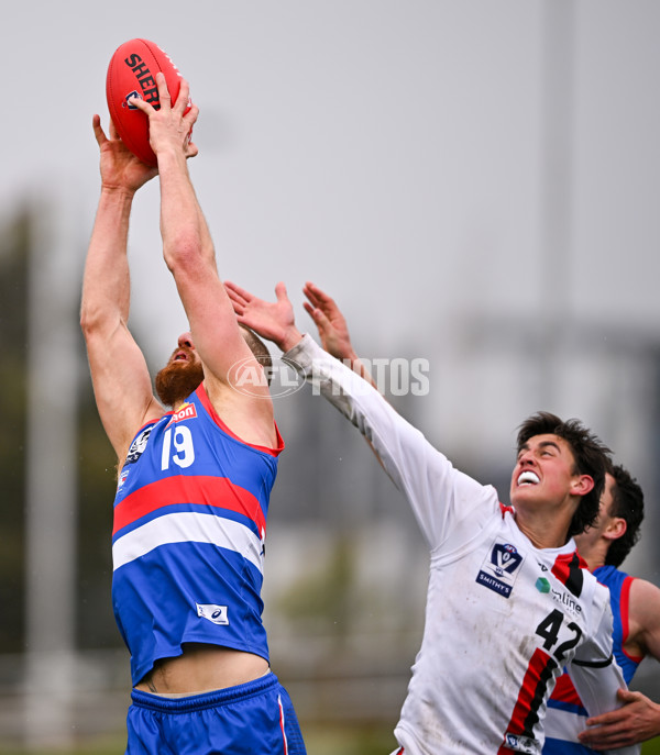 VFL 2025 Qualifying Final - Footscray Bulldogs v Frankston - A-62093345