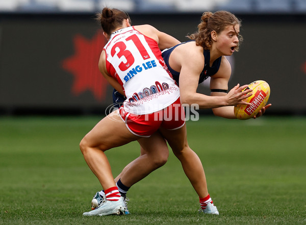 AFLW 2025 Round 03 - Geelong v Sydney - A-62097134