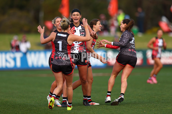 AFLW 2025 Round 03 - Euro-Yroke v Waalitj Marawar - A-62097153