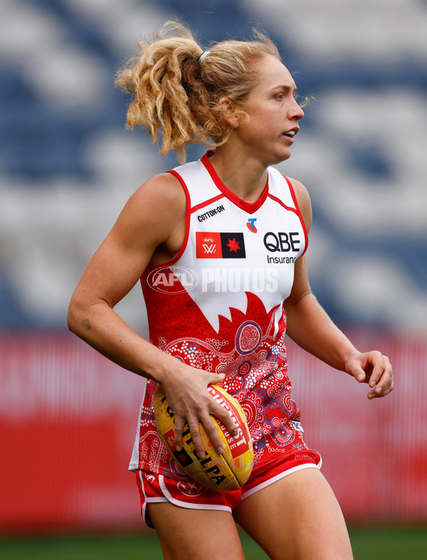 AFLW 2025 Round 03 - Geelong v Sydney - A-62099729