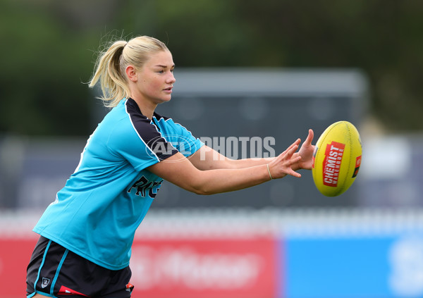 AFLW 2025 Round 03 - Yartapuulti v Gold Coast - A-62101637