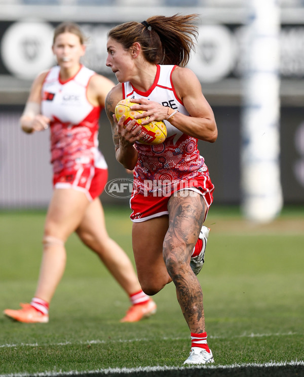 AFLW 2025 Round 03 - Geelong v Sydney - A-62102680
