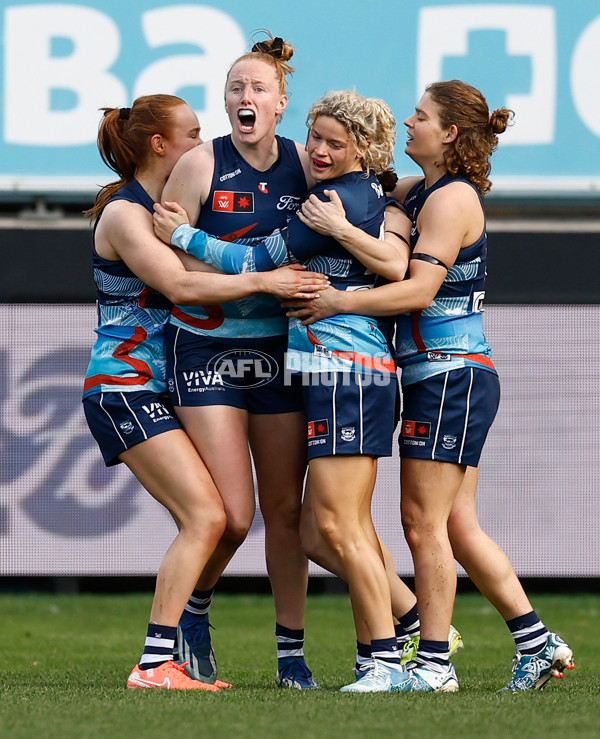 AFLW 2025 Round 03 - Geelong v Sydney - A-62104863