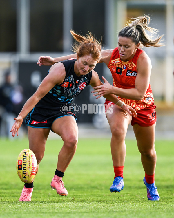 AFLW 2025 Round 03 - Yartapuulti v Gold Coast - A-62113184
