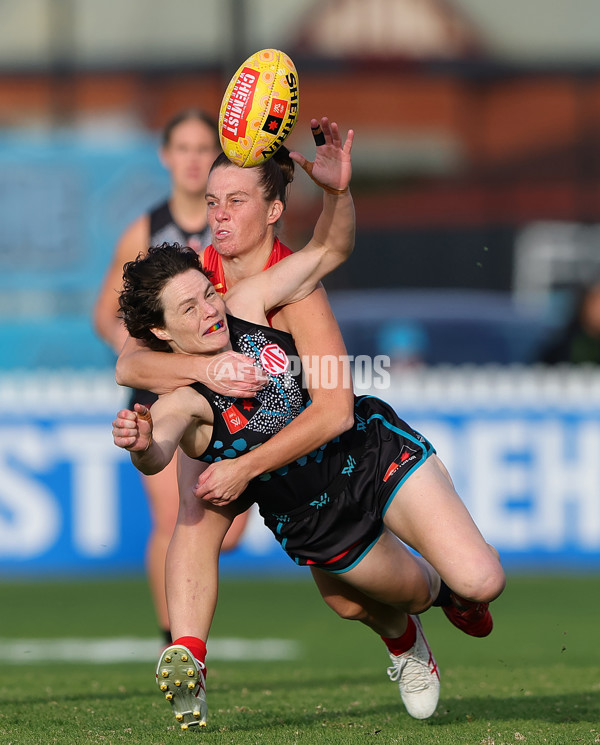 AFLW 2025 Round 03 - Yartapuulti v Gold Coast - A-62113213