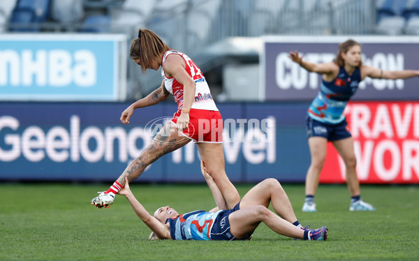 AFLW 2025 Round 03 - Geelong v Sydney - A-62113230