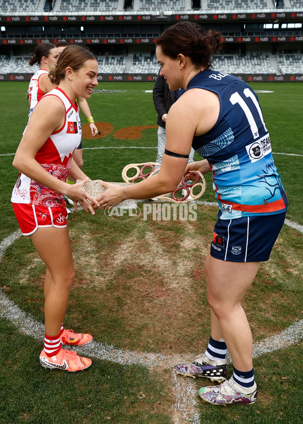 AFLW 2025 Round 03 - Geelong v Sydney - A-62113264