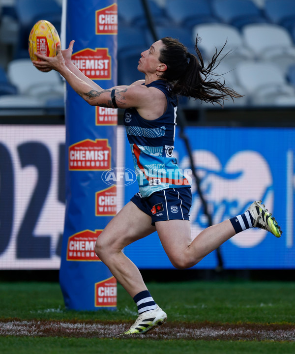 AFLW 2025 Round 03 - Geelong v Sydney - A-62113272