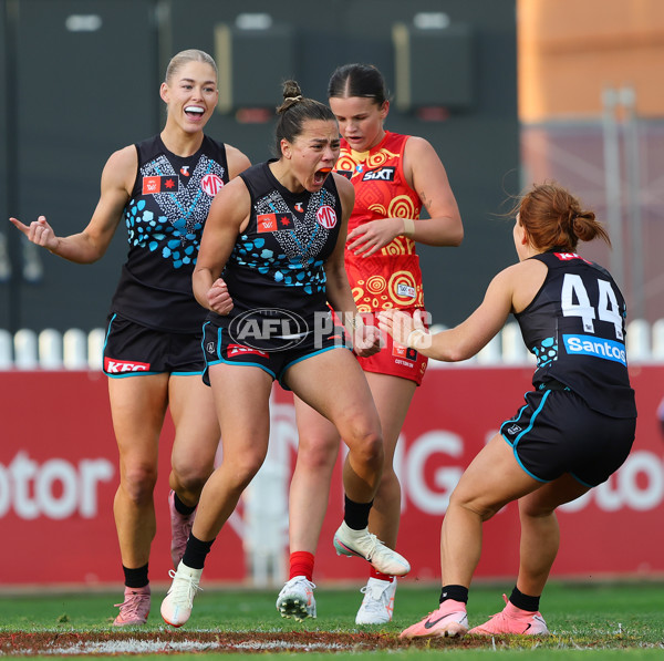 AFLW 2025 Round 03 - Yartapuulti v Gold Coast - A-62114665