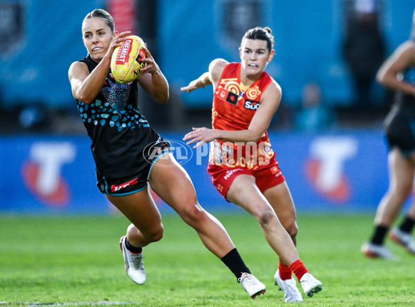 AFLW 2025 Round 03 - Yartapuulti v Gold Coast - A-62120055