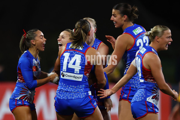 AFLW 2025 Round 03 - Western Bulldogs v Hawthorn - A-62121333
