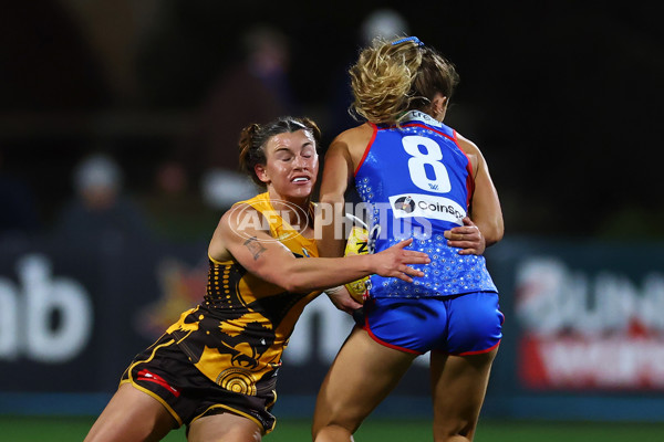 AFLW 2025 Round 03 - Western Bulldogs v Hawthorn - A-62123140