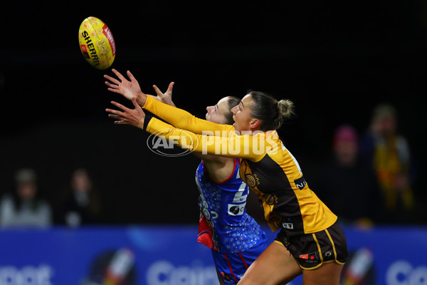 AFLW 2025 Round 03 - Western Bulldogs v Hawthorn - A-62123144