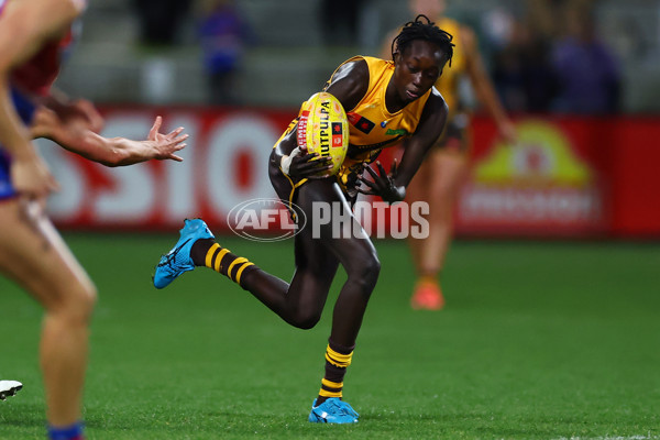 AFLW 2025 Round 03 - Western Bulldogs v Hawthorn - A-62123155