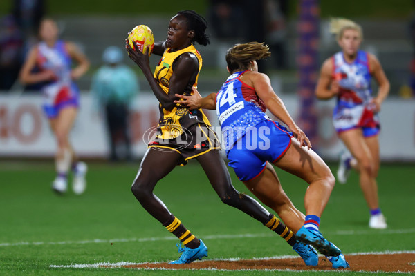 AFLW 2025 Round 03 - Western Bulldogs v Hawthorn - A-62124015