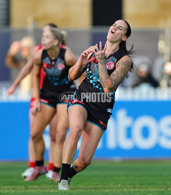 AFLW 2025 Round 03 - Yartapuulti v Gold Coast - A-62124042