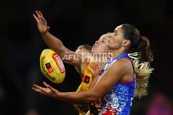 AFLW 2025 Round 03 - Western Bulldogs v Hawthorn - A-62126999
