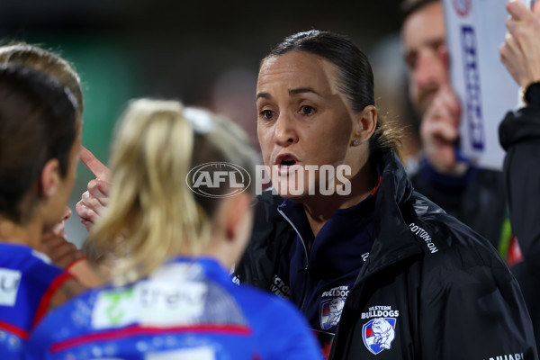 AFLW 2025 Round 03 - Western Bulldogs v Hawthorn - A-62128621