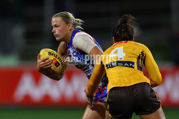 AFLW 2025 Round 03 - Western Bulldogs v Hawthorn - A-62129483