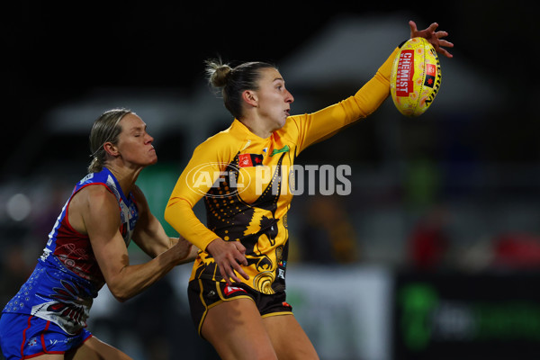 AFLW 2025 Round 03 - Western Bulldogs v Hawthorn - A-62129487