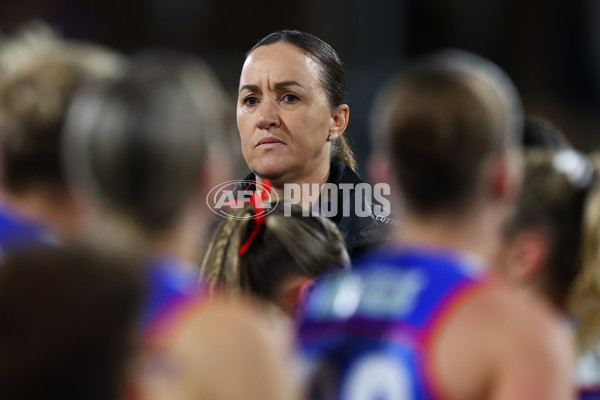 AFLW 2025 Round 03 - Western Bulldogs v Hawthorn - A-62129497