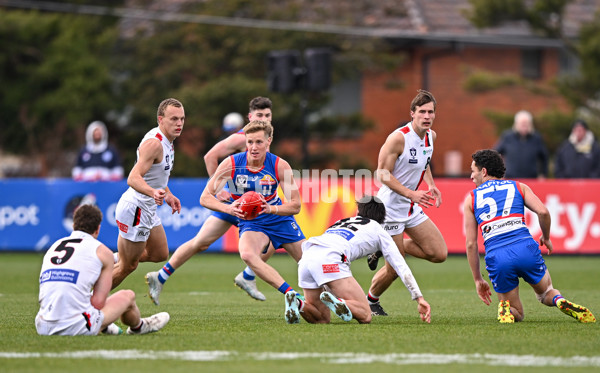 VFL 2025 Qualifying Final - Footscray Bulldogs v Frankston - A-62135394