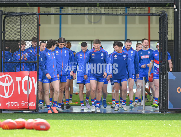 VFL 2025 Qualifying Final - Footscray Bulldogs v Frankston - A-62135397